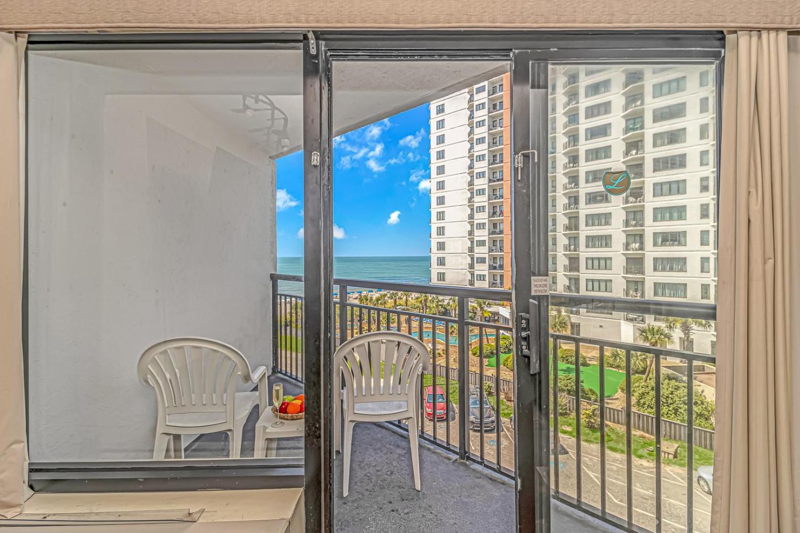 Oceanview 1 Bedroom Suite Landmark Resort 548 Perfect For A Couple Or Party Of 4 เมอร์เทิลบีช ภายนอก รูปภาพ